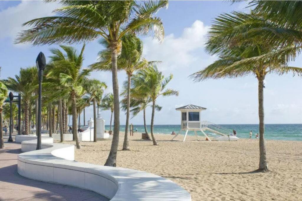 Swaying Palm Beach House 劳德代尔堡 外观 照片